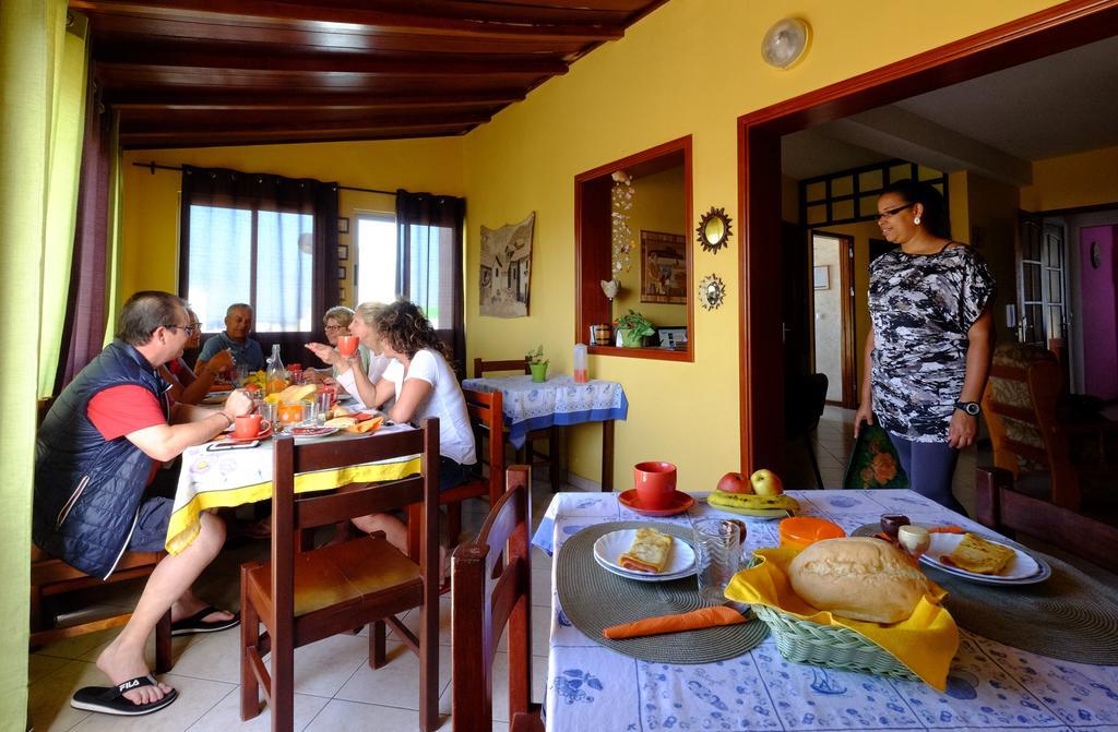 Casa Comba Panzió Mindelo Kültér fotó